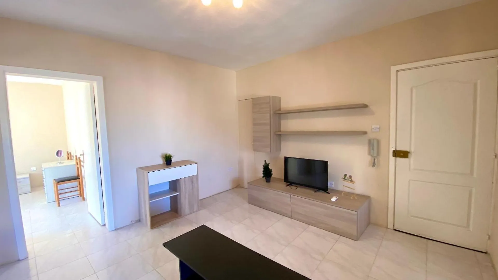 Apartment Central Sliema Retreat-Perfect For Familes&Friends
