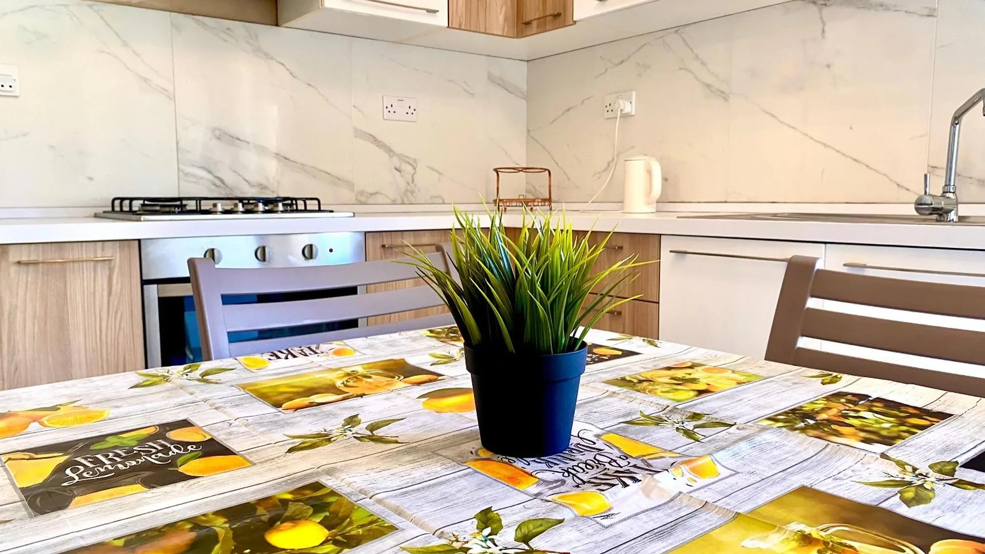 Central Sliema Retreat-Perfect For Familes&Friends Apartment